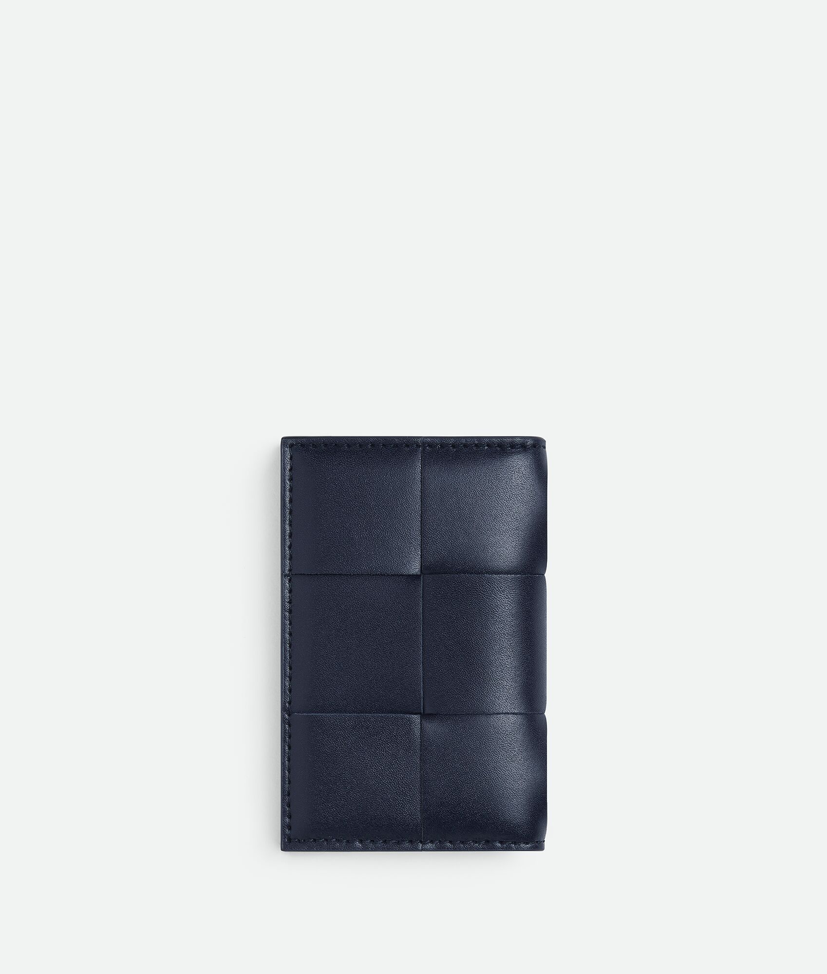BOTTEGA VENETA Cassette翻盖卡包