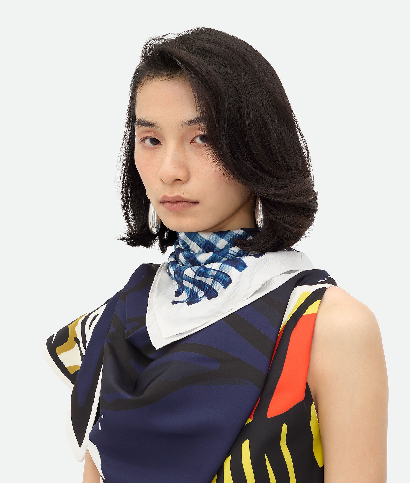 BOTTEGA VENETA 格纹印花桑蚕丝围巾