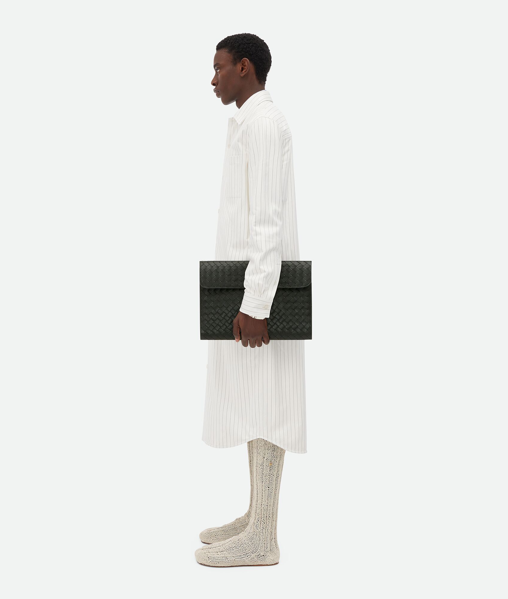 BOTTEGA VENETA • Intrecciato编织信封式收纳包