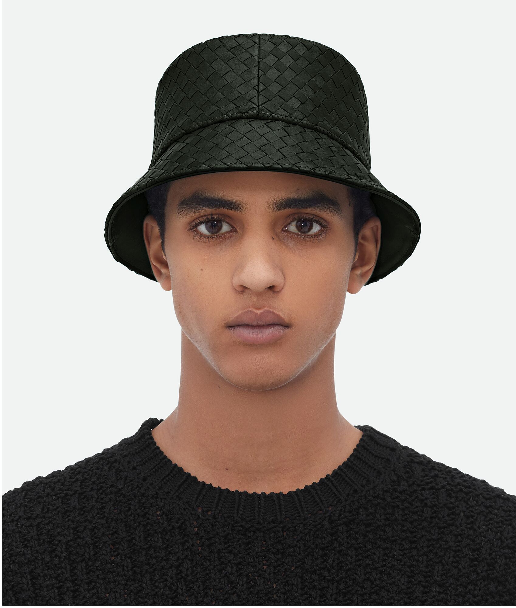 BOTTEGA VENETA Intrecciato编织皮革渔夫帽