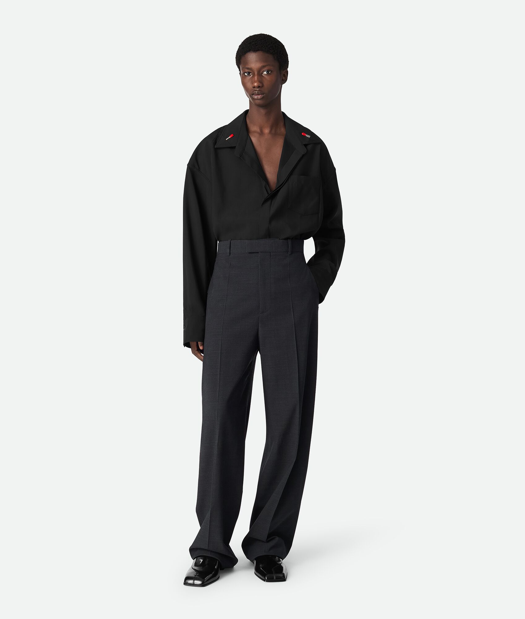 BOTTEGA VENETA 轻盈羊毛衬衫