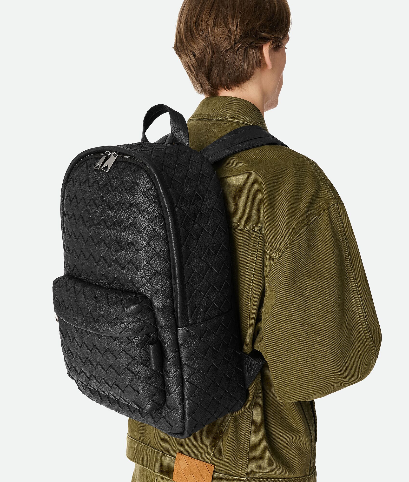 BOTTEGA VENETA Intrecciato编织背包