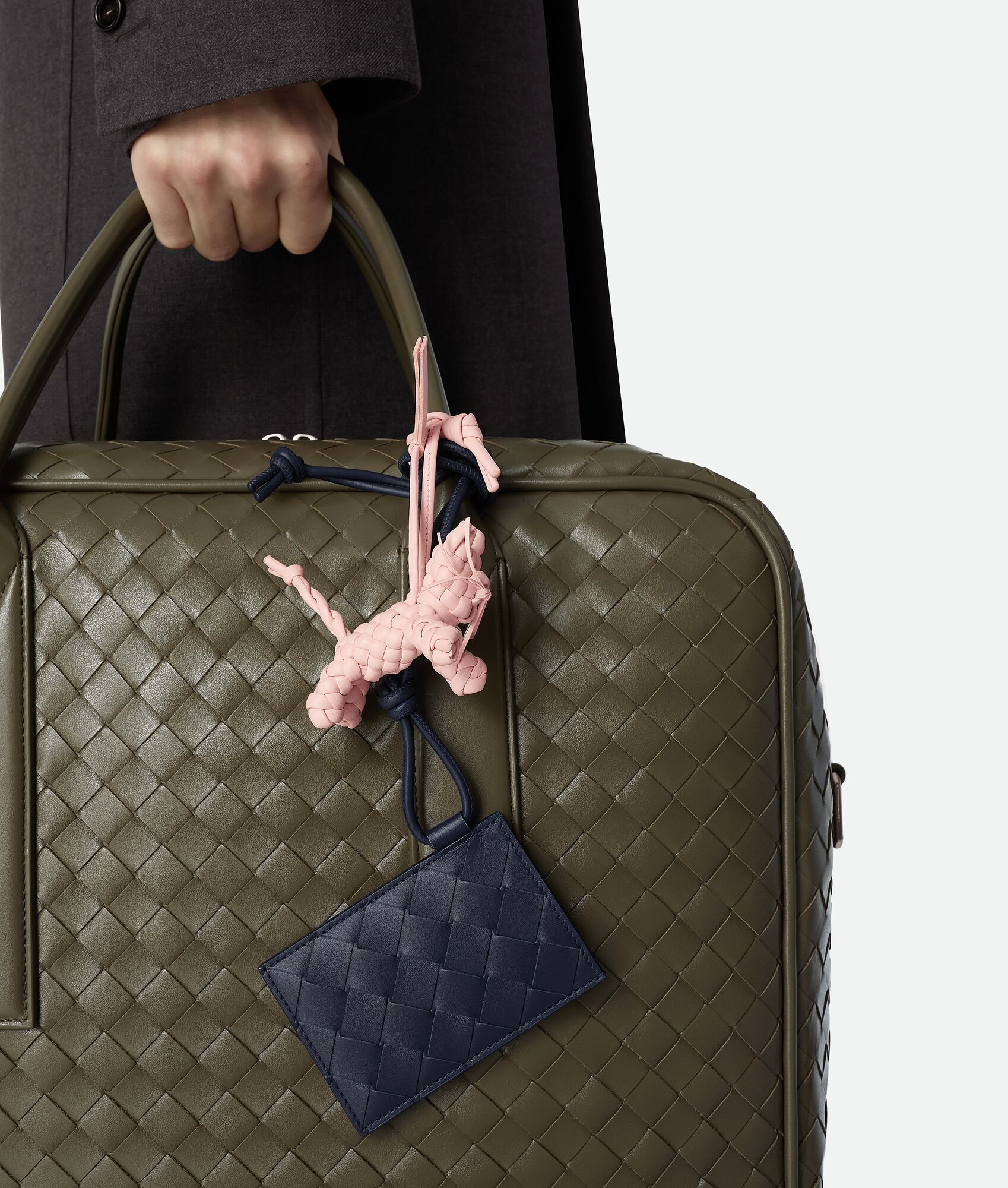 BOTTEGA VENETA Intrecciato编织证件卡包