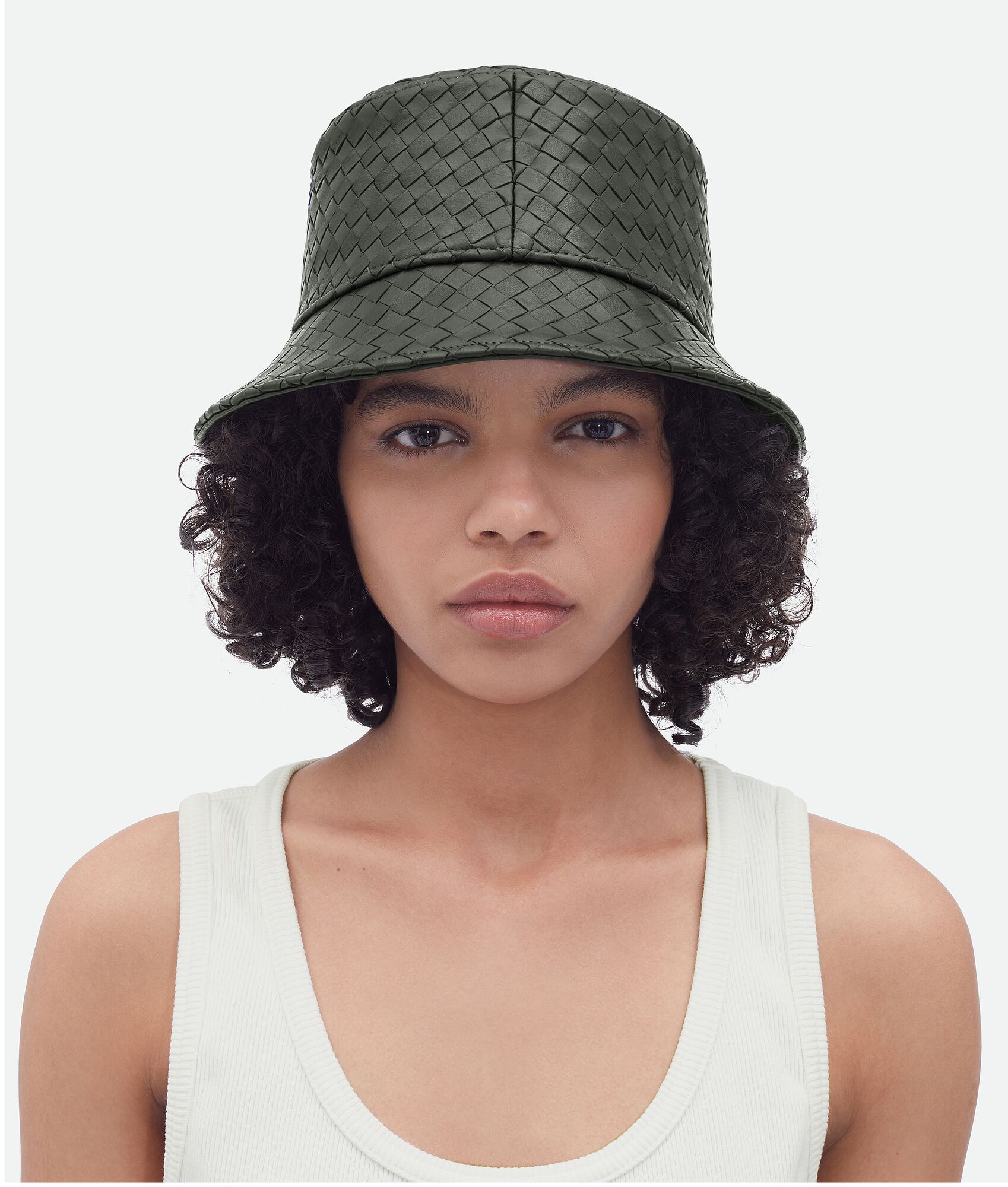 BOTTEGA VENETA Intrecciato编织皮革渔夫帽