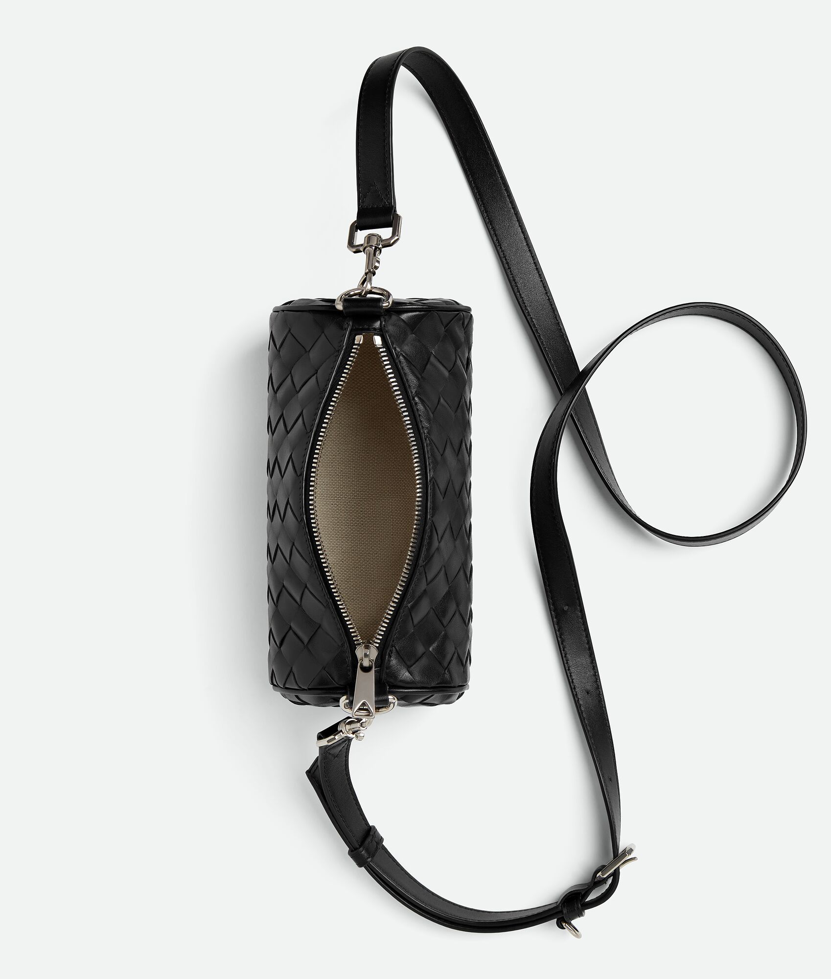 BOTTEGA VENETA 迷你Intrecciato编织Barrel圆筒包