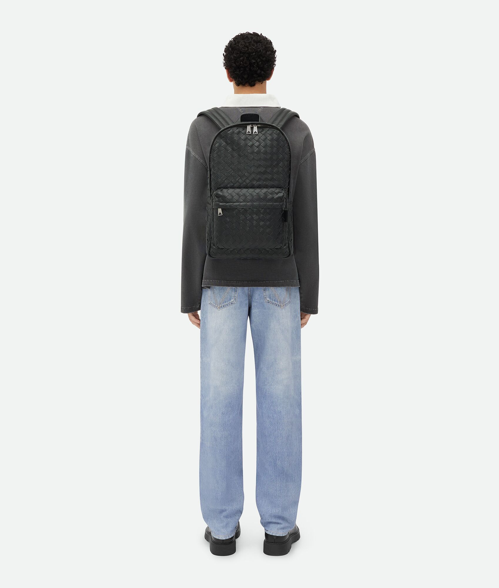 BOTTEGA VENETA 中号Intrecciato编织背包