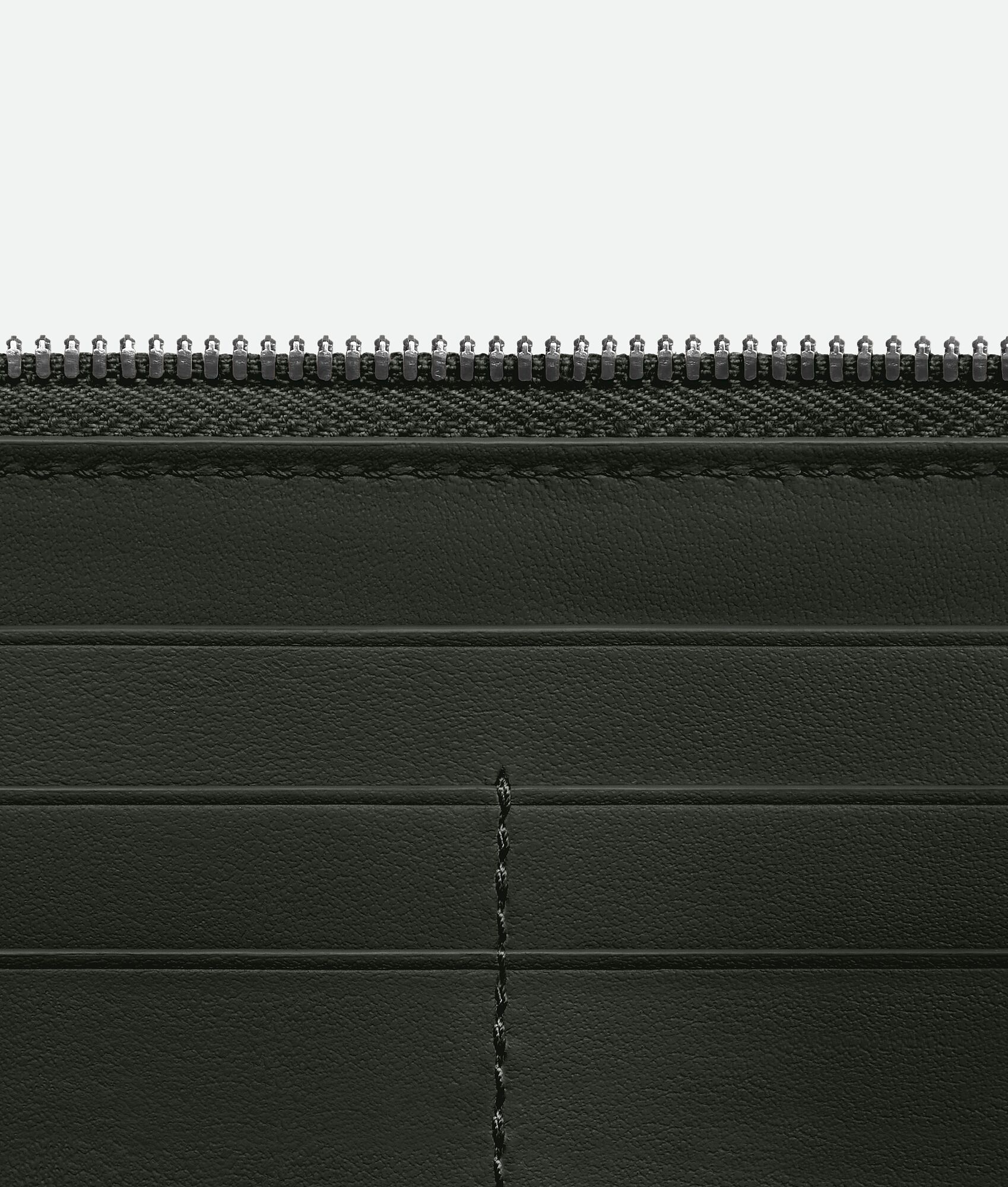 BOTTEGA VENETA Intrecciato编织斜纹环绕式拉链钱包