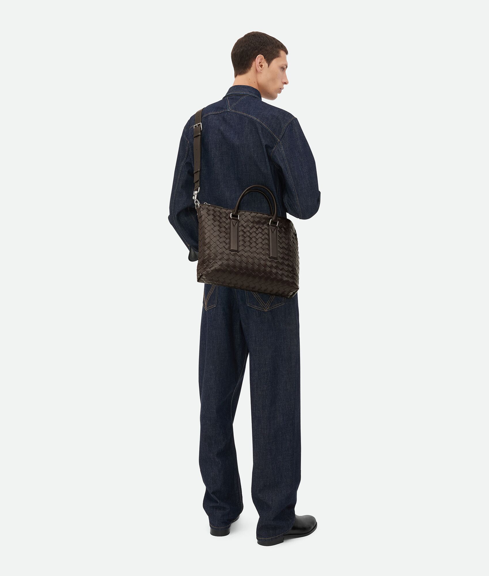 BOTTEGA VENETA Intrecciato编织柔软公文包