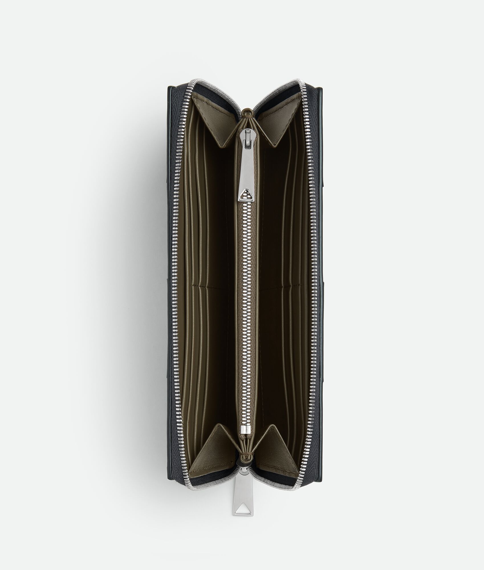 BOTTEGA VENETA Cassette环绕式拉链钱包