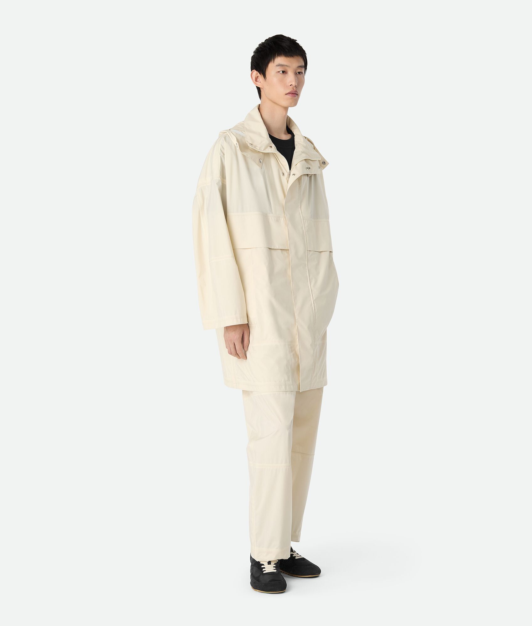 BOTTEGA VENETA 可收纳尼龙兜帽派克大衣