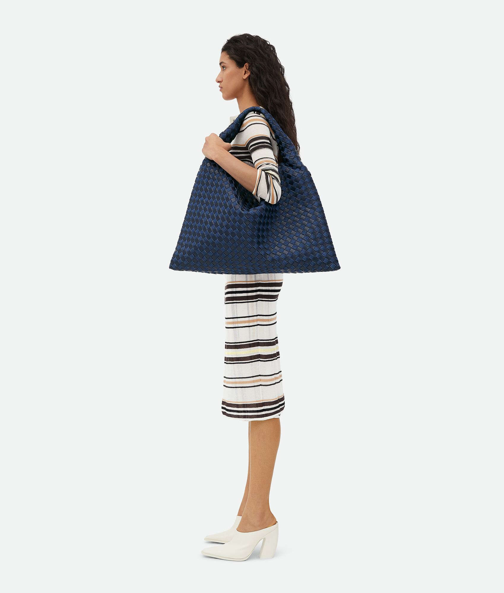 BOTTEGA VENETA Hop大号肩背包