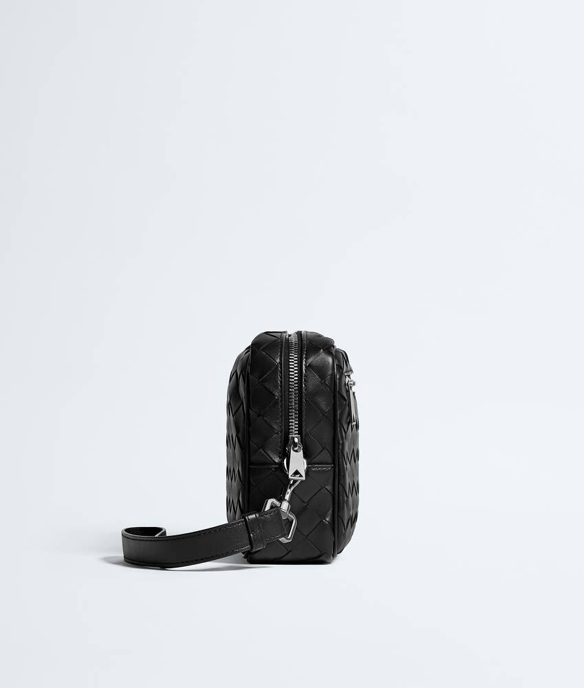 BOTTEGA VENETA Intrecciato编织腕带手拿包