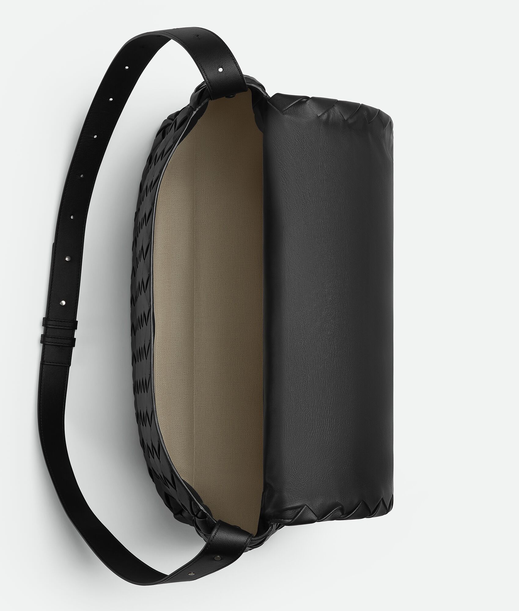BOTTEGA VENETA 加大号Cobble Messenger斜挎包