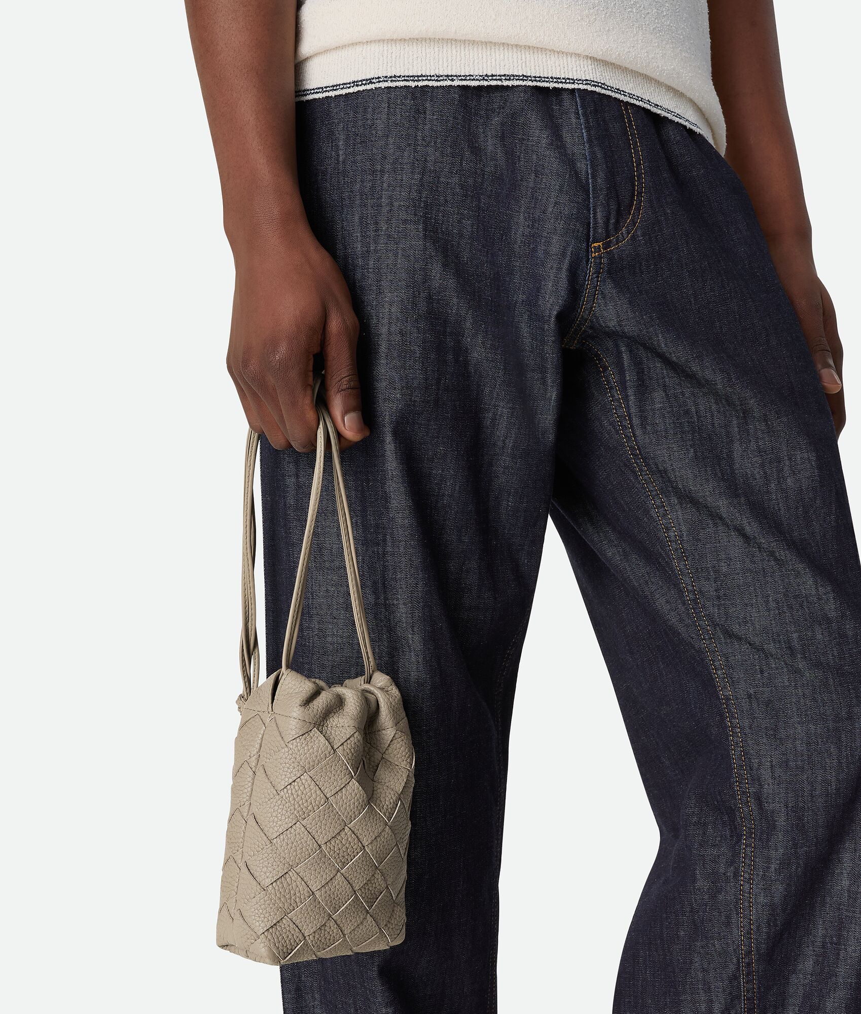 BOTTEGA VENETA 竖款Dustbag手拿包