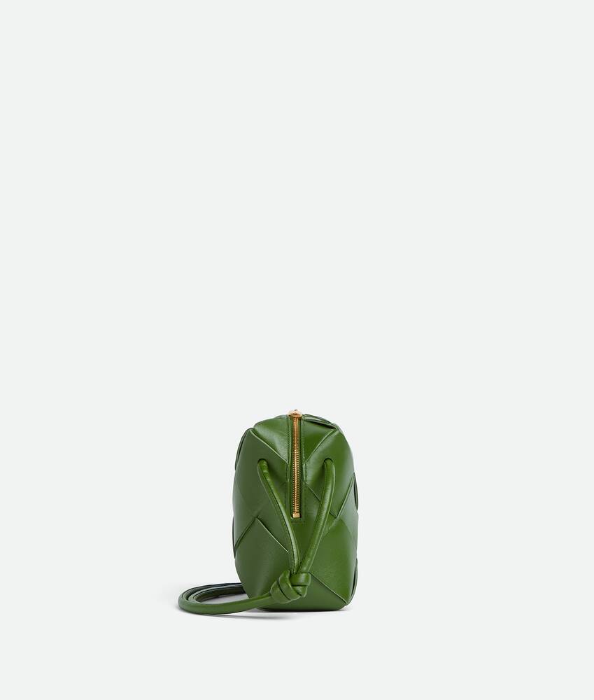 BOTTEGA VENETA Mini Cassette相机包