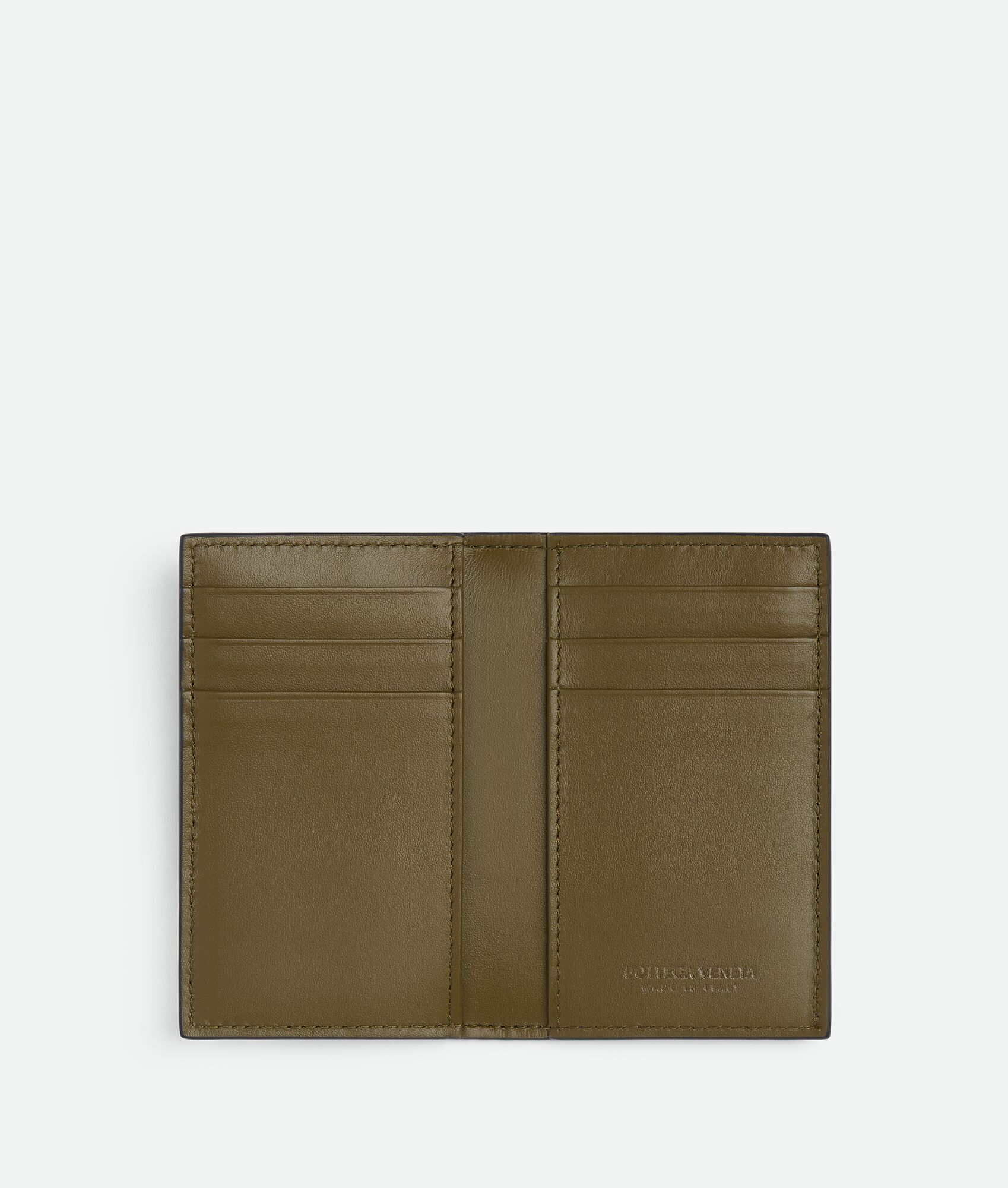 BOTTEGA VENETA Cassette翻盖卡包